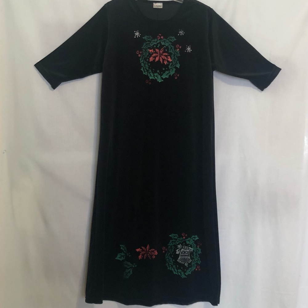 Liebe Black Christmas Long Velvet dress  Pit to Pit 23”Shoulder to hem 48” EUC